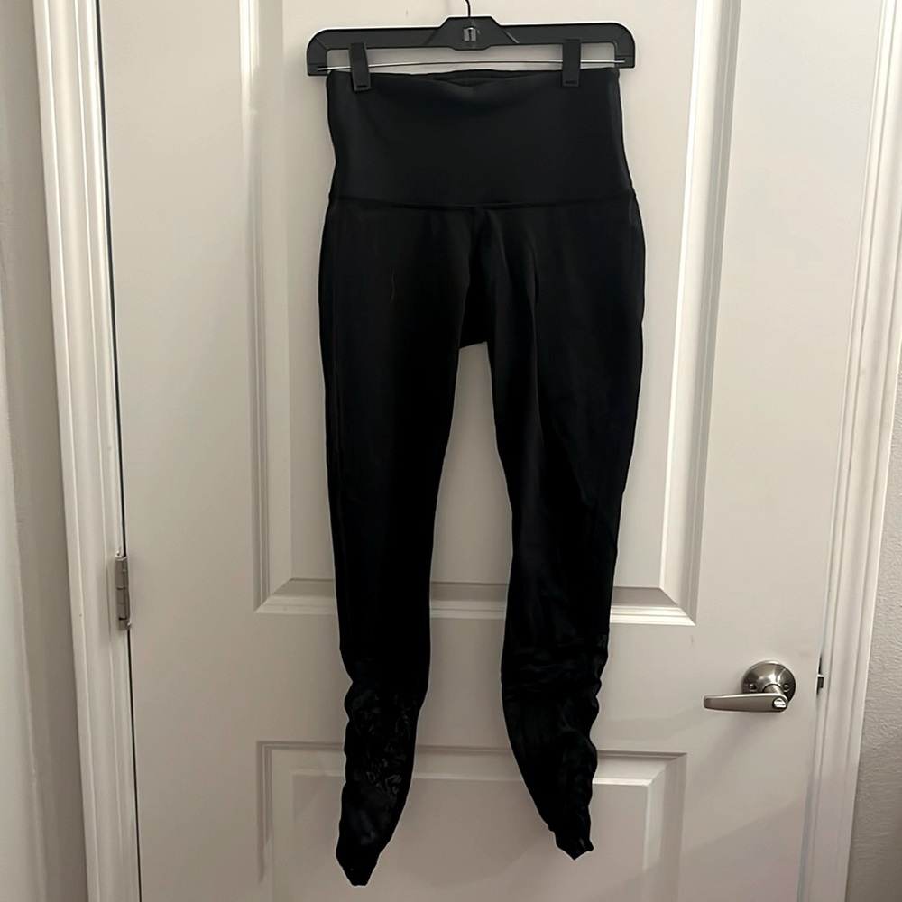 Lulu Lemon Black Mesh Leggings
